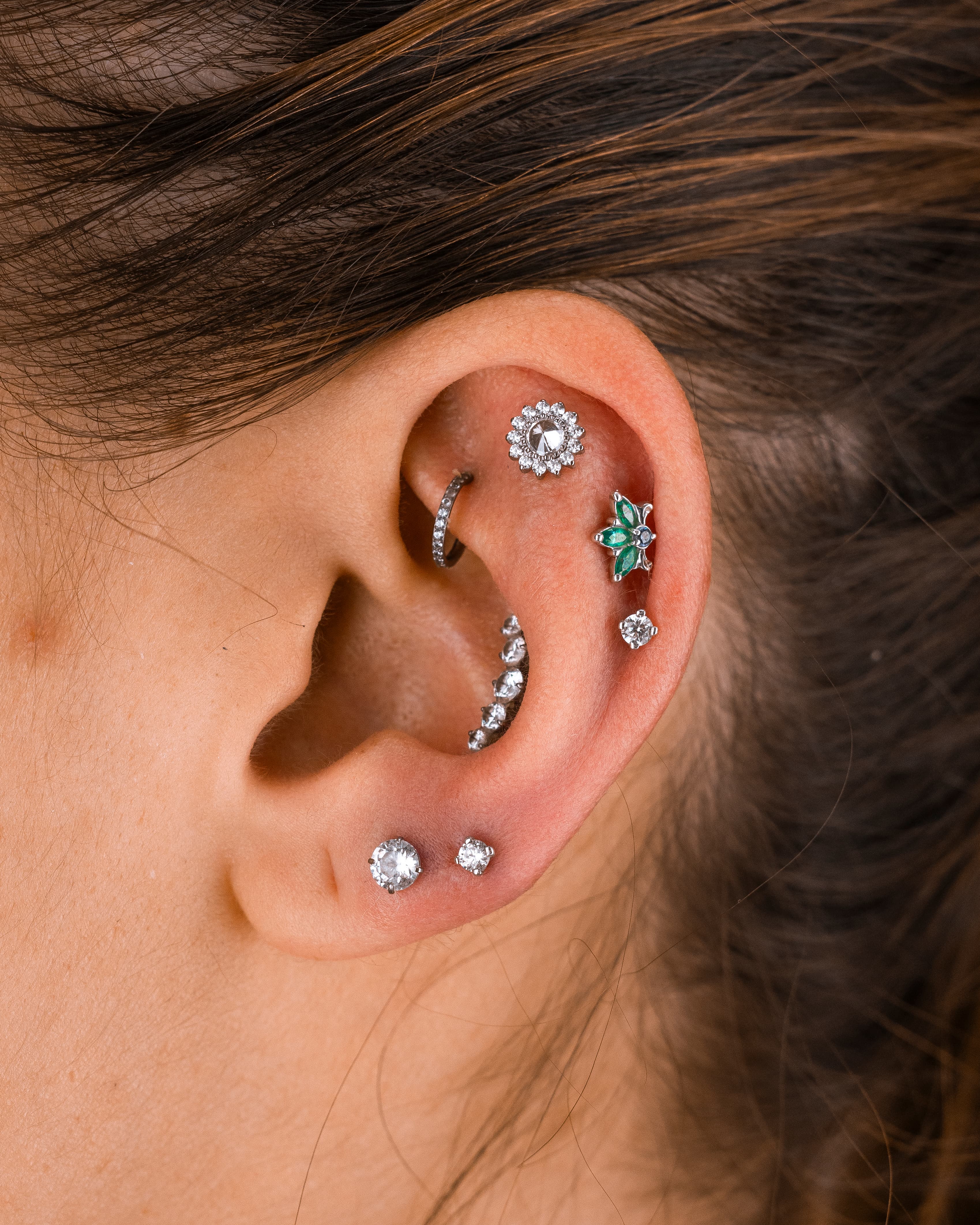 Piercing oreja completa